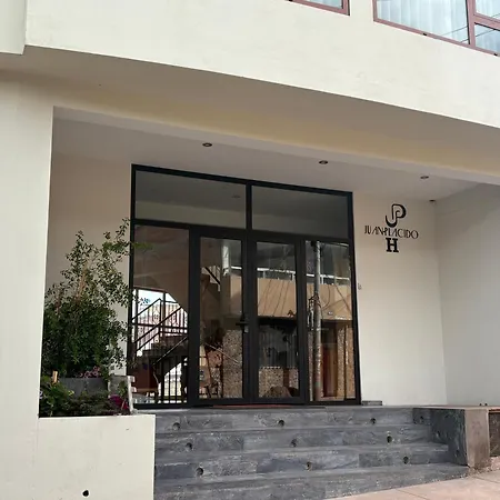 Juan Placido Hospedaje