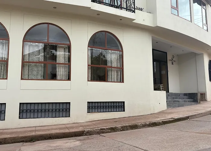 Juan Placido Hotel *